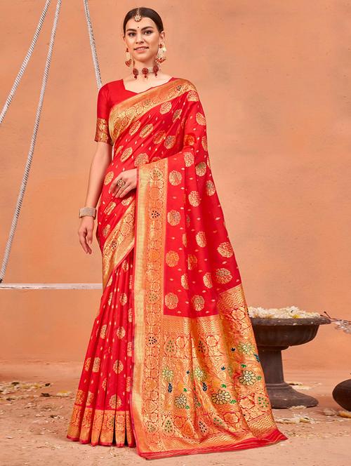 women self design banarasi saree with blouse - 21723453 - Very Small Image - 1