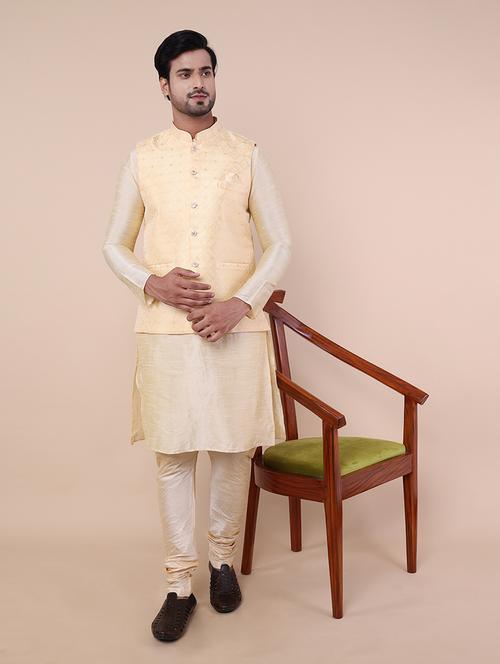 men mandarin neck self design kurta pyjama set with jacket - 21728677 - Very Small Image - 1