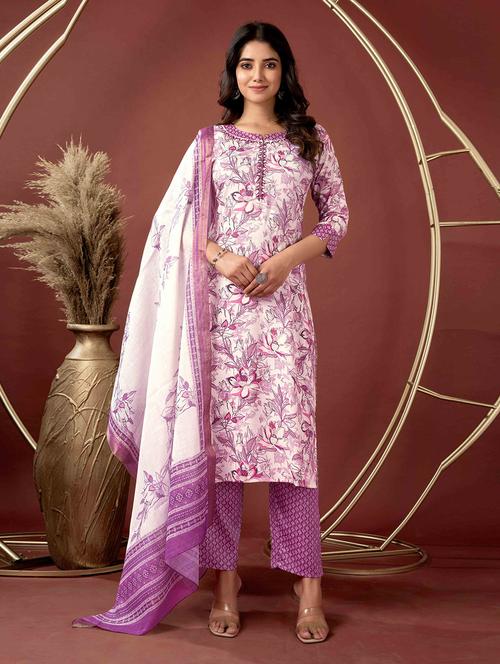 women three quarter sleeve kurta pant with dupatta set - 21732739 - Very Small Image - 1