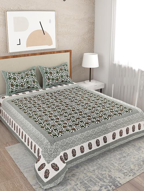 printed bedsheet with coordinated pillow covers - 21732970 - Very Small Image - 1