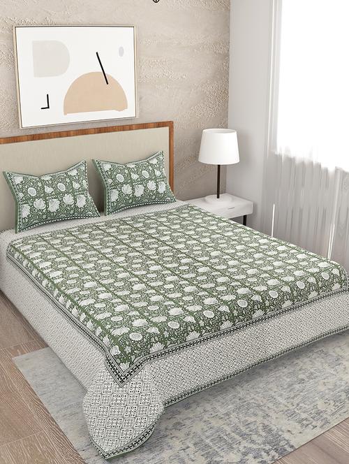 printed bedsheet with coordinated pillow covers - 21732972 - Very Small Image - 1