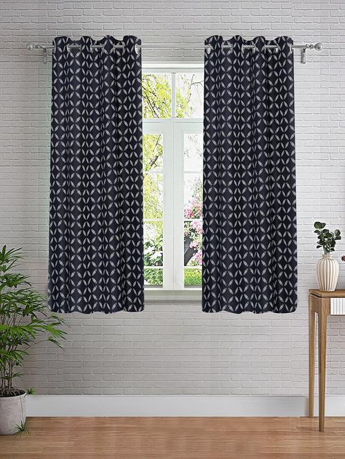 stylish and attractive printed curtains - set of 2 - 21734896 - Very Small Image - 1