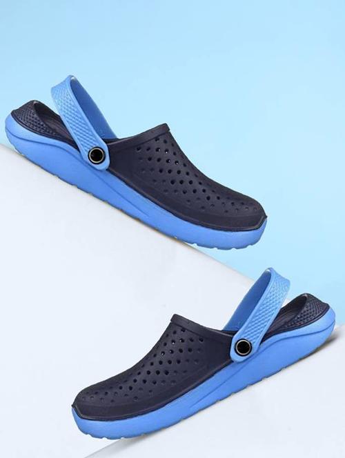 men solid ultra-comfort crocs - 21740284 - Very Small Image - 1