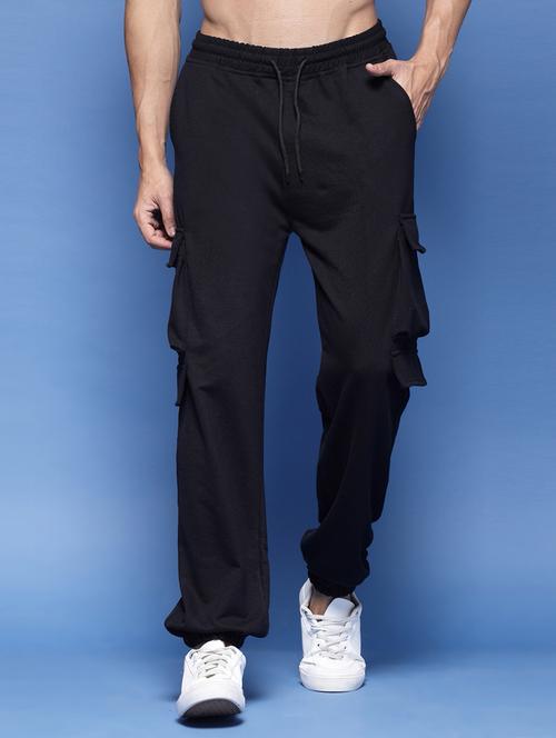 men solid mid rise cargo - 21744373 - Very Small Image - 1
