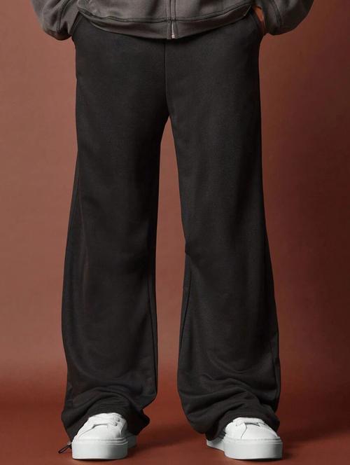 men solid mid rise track pant - 21744412 - Very Small Image - 1