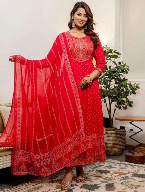 women three quarter sleeve kurta pant with dupatta set - 21747190 - Very Small Image - 1