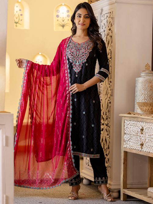 women three quarter sleeve kurta pant with dupatta set - 21747214 - Very Small Image - 1