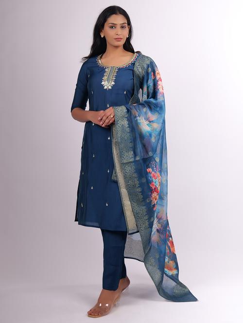 women self design kurta pant set with dupatta - 21747562 - Very Small Image - 1