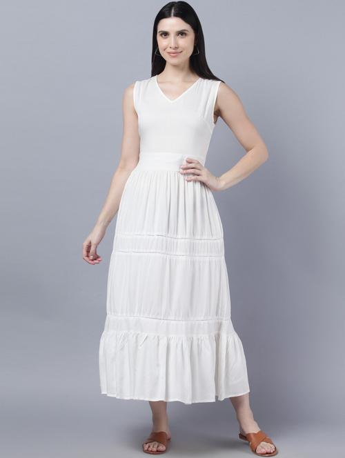 women white solid v neck tiered dress - 21750961 - Very Small Image - 1