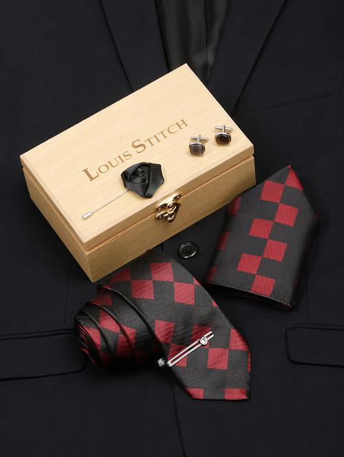 men silk cufflink & tie pin set - 21768173 - Very Small Image - 1
