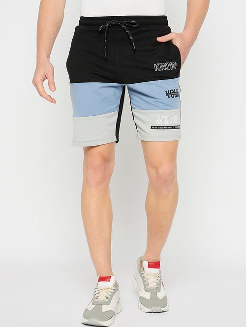 men color blocked mid rise short - 21797009 - Very Small Image - 1