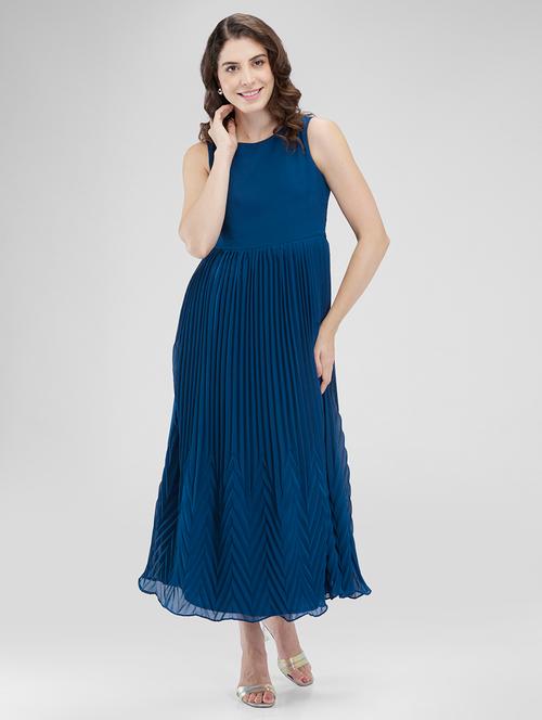 women solid sleeveless fit & flare dress - 21840452 - Very Small Image - 1