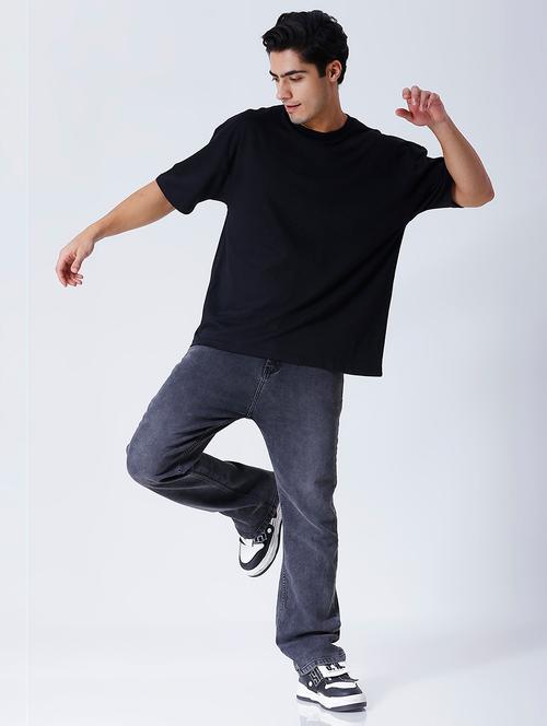 men black solid short sleeve oversized t-shirt - 21844093 - Very Small Image - 1