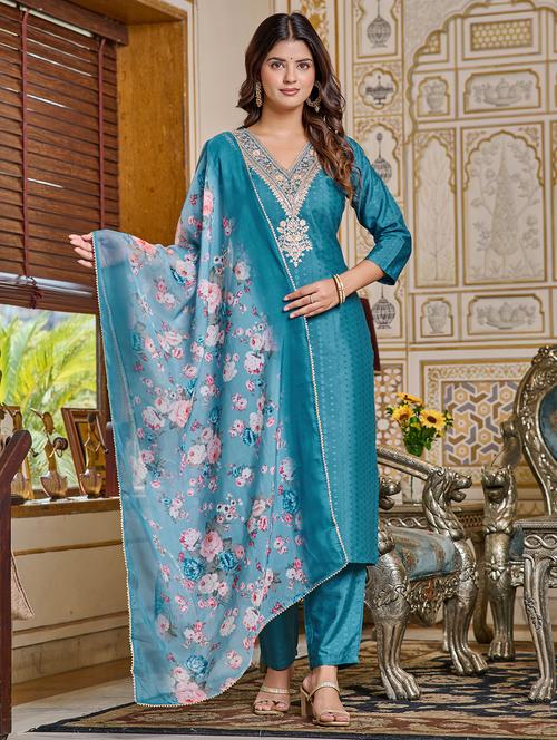 women three quarter sleeve kurta pant with dupatta set - 21866089 - Very Small Image - 1