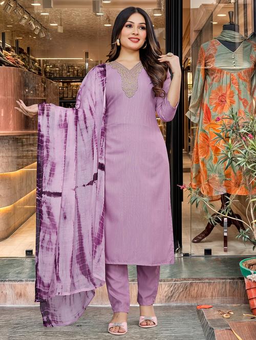 women three quarter sleeve kurta pant with dupatta set - 21866098 - Very Small Image - 1