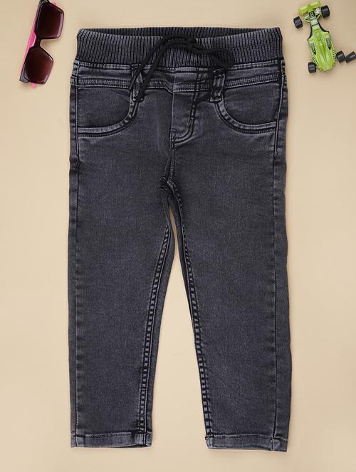boys solid mid rise slim fit jean - 21874683 - Very Small Image - 1