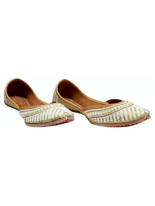 women handmade embroidered punjabi jutti - 21904344 - Very Small Image - 1