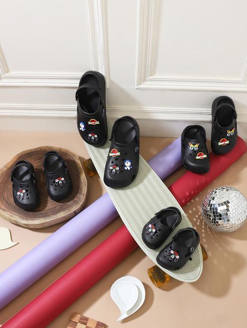 kids black solid clog - 21904861 - Very Small Image - 1