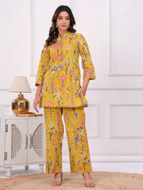 women yellow printed three qaurter sleeve ethnic co ord set - 21910091 - Very Small Image - 1