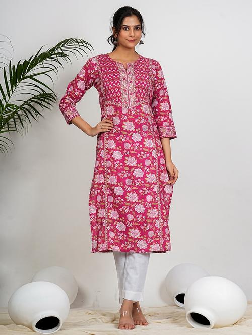 women floral printed three quarter sleeve straight kurta - 21910384 - Very Small Image - 1