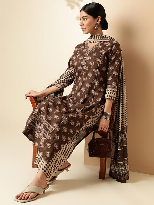 women three quarter sleeve kurta palazzo with dupatta set - 21913221 - Very Small Image - 1