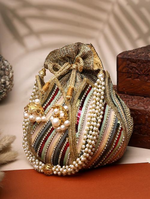 women embellished potli bag - 21918640 - Very Small Image - 1