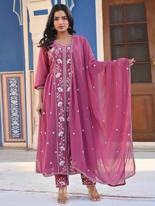 women three quarter sleeve kurta pant with dupatta set - 21919907 - Very Small Image - 1