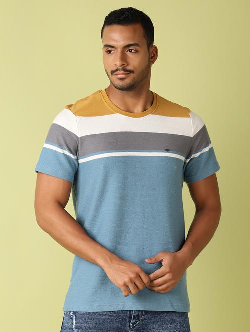 men color blocked short sleeves regulr fit t-shirt - 21921059 - Very Small Image - 1
