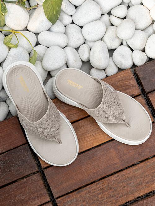 women solid slip on sandal - 21923152 - Very Small Image - 1