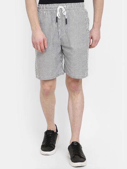 men striped mid rise regular fit shorts - 21923374 - Very Small Image - 1