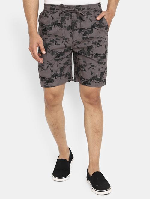 men printed mid rise regular fit shorts - 21923397 - Very Small Image - 1