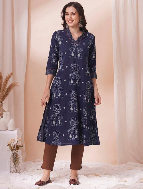 women three quarter sleeve a-line kurta - 21925761 - Very Small Image - 1