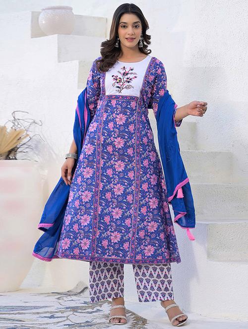 women three quarter sleeve kurta palazzo with dupatta set - 21947954 - Very Small Image - 1