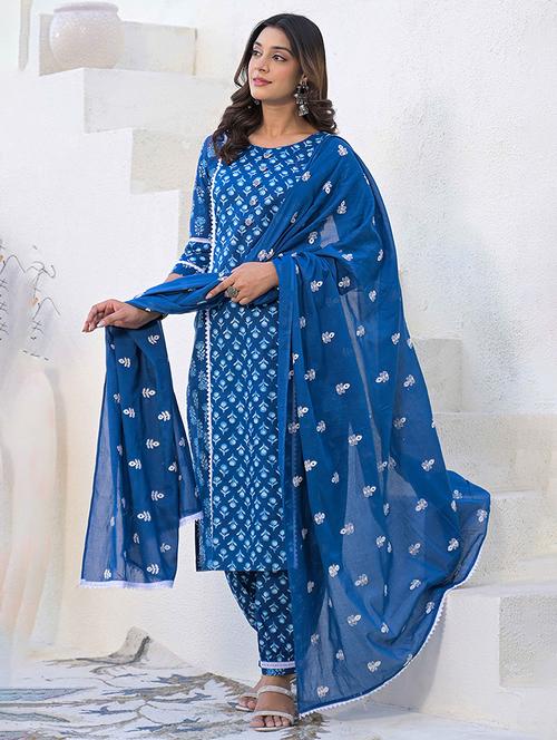 women three quarter sleeve kurta salwar with dupatta set - 21947955 - Very Small Image - 1
