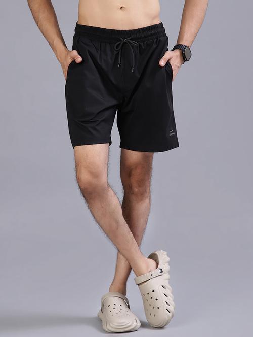 men solid mid rise regular fit shorts - 21948054 - Very Small Image - 1