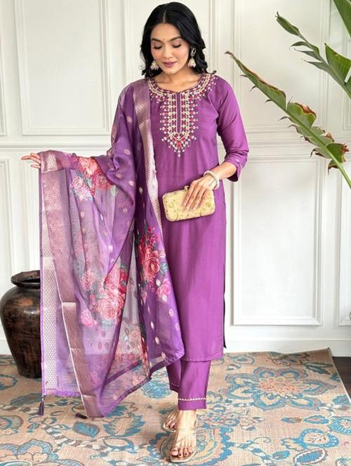 women three quarter sleeve kurta pant with dupatta set - 21954200 - Very Small Image - 1