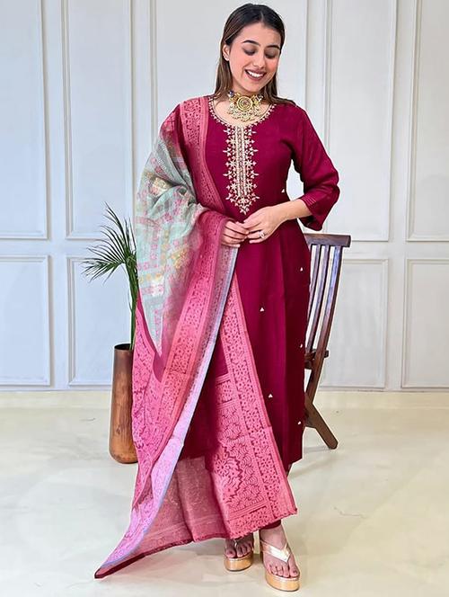 women three quarter sleeve kurta pant with dupatta set - 21954204 - Very Small Image - 1