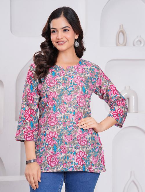 women floral print notch neck straight kurti - 21963064 - Very Small Image - 1