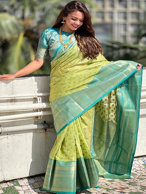 women self design kanjivaram saree with blouse - 21964937 - Very Small Image - 1