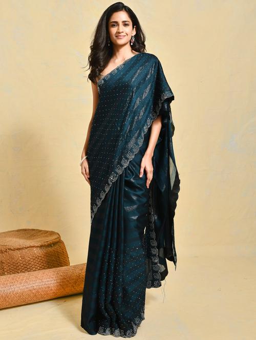 women striped embellished saree with blouse - 21965548 - Very Small Image - 1