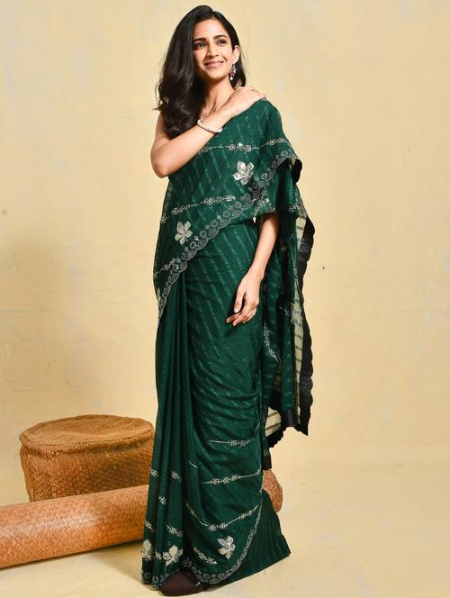 women striped embroidered saree with blouse - 21965553 - Very Small Image - 1