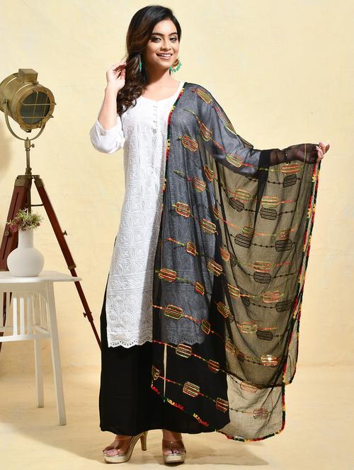 women solid with work embroidered dupatta - 21965748 - Very Small Image - 1
