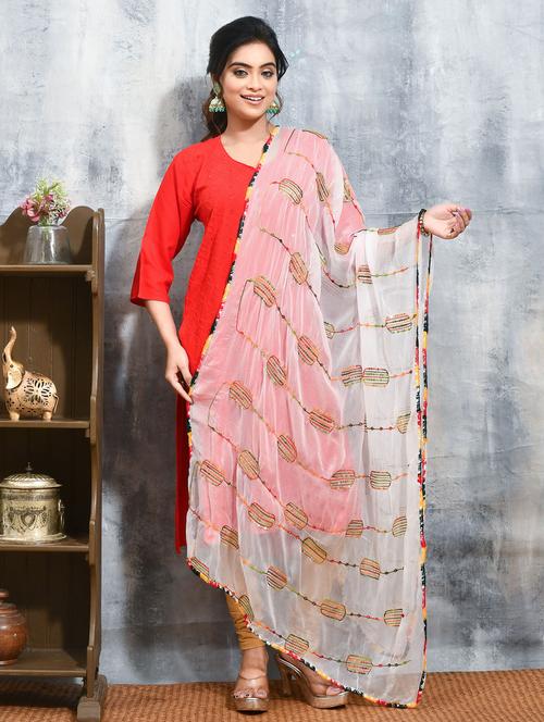 women solid with work embroidered dupatta - 21965757 - Very Small Image - 1