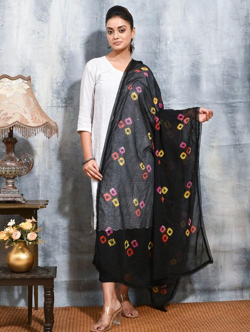 women black bandhani printed dupatta - 21965824 - Very Small Image - 1