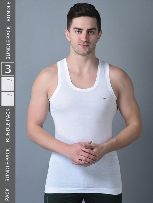 men pack of 3 solid scoop neck vest - 21970358 - Very Small Image - 1