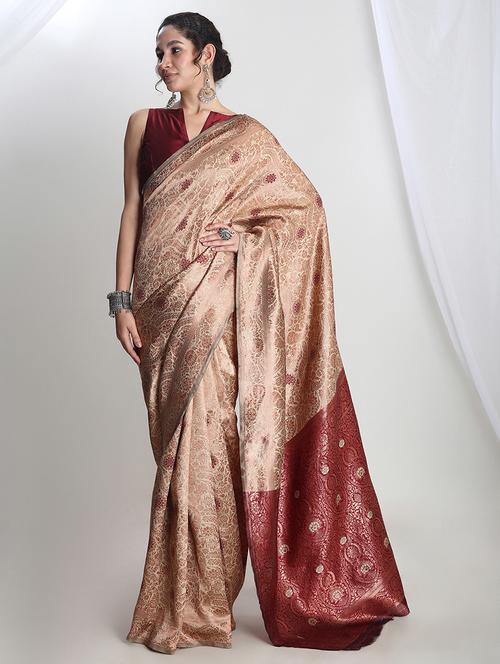 women self design banarasi saree with blouse - 21978373 - Very Small Image - 1