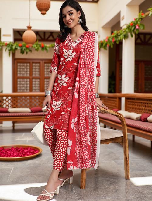 women three quarter sleeve kurta pant with dupatta set - 21982275 - Very Small Image - 1