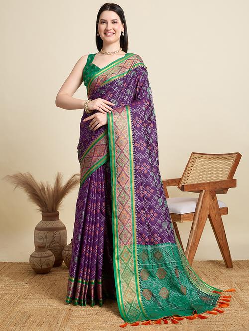 women self design patola saree with blouse - 22001329 - Very Small Image - 1