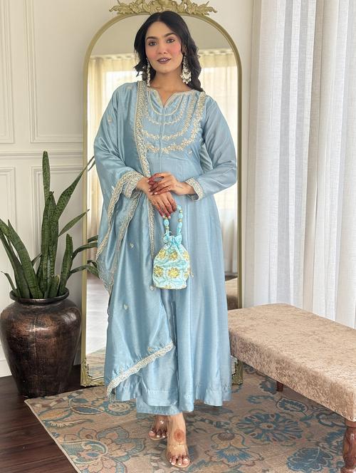 women embroidered long sleeve anarkali kurta pant with dupatta set - 22004669 - Very Small Image - 1