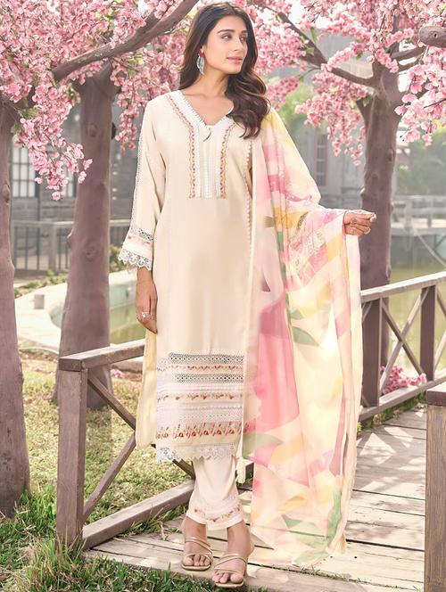 women embroidered long sleeve kurta pant with dupatta set - 22005463 - Very Small Image - 1